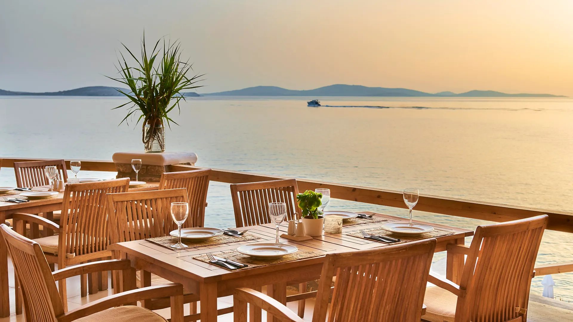 Saint John Hotel Villas & Spa Agios Ioannis Diakoftis