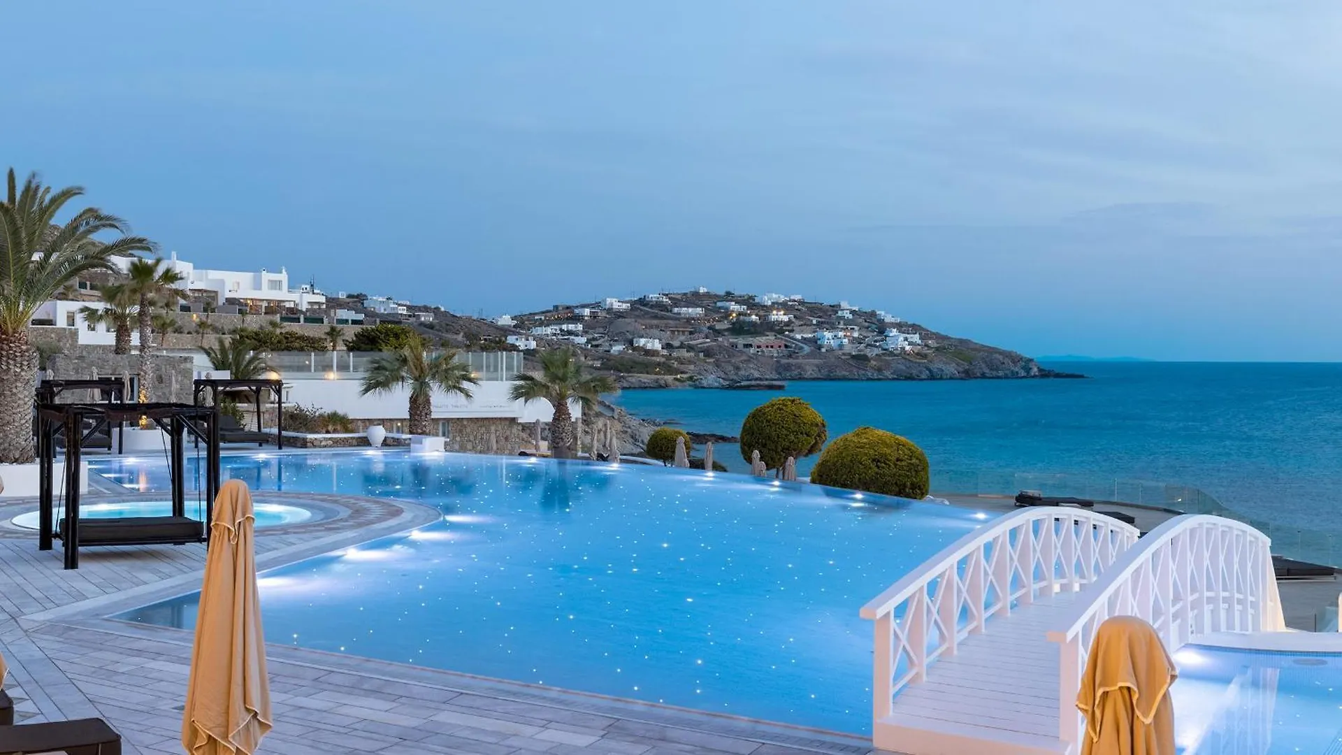 Saint John Hotel Villas & Spa Agios Ioannis Diakoftis 5*,